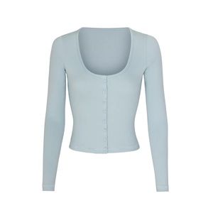 SKIMS LACE POINTELLE HENLEY TOP - SKY Size L